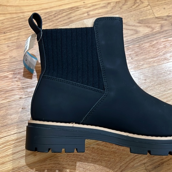 TOMS Cort Black Nubuck boots - Picture 5 of 8